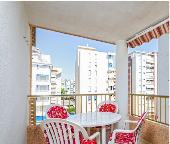 Apartamento Jardin 5 Playa De Gandia - No Fiestas - Con Wifi Exterior foto
